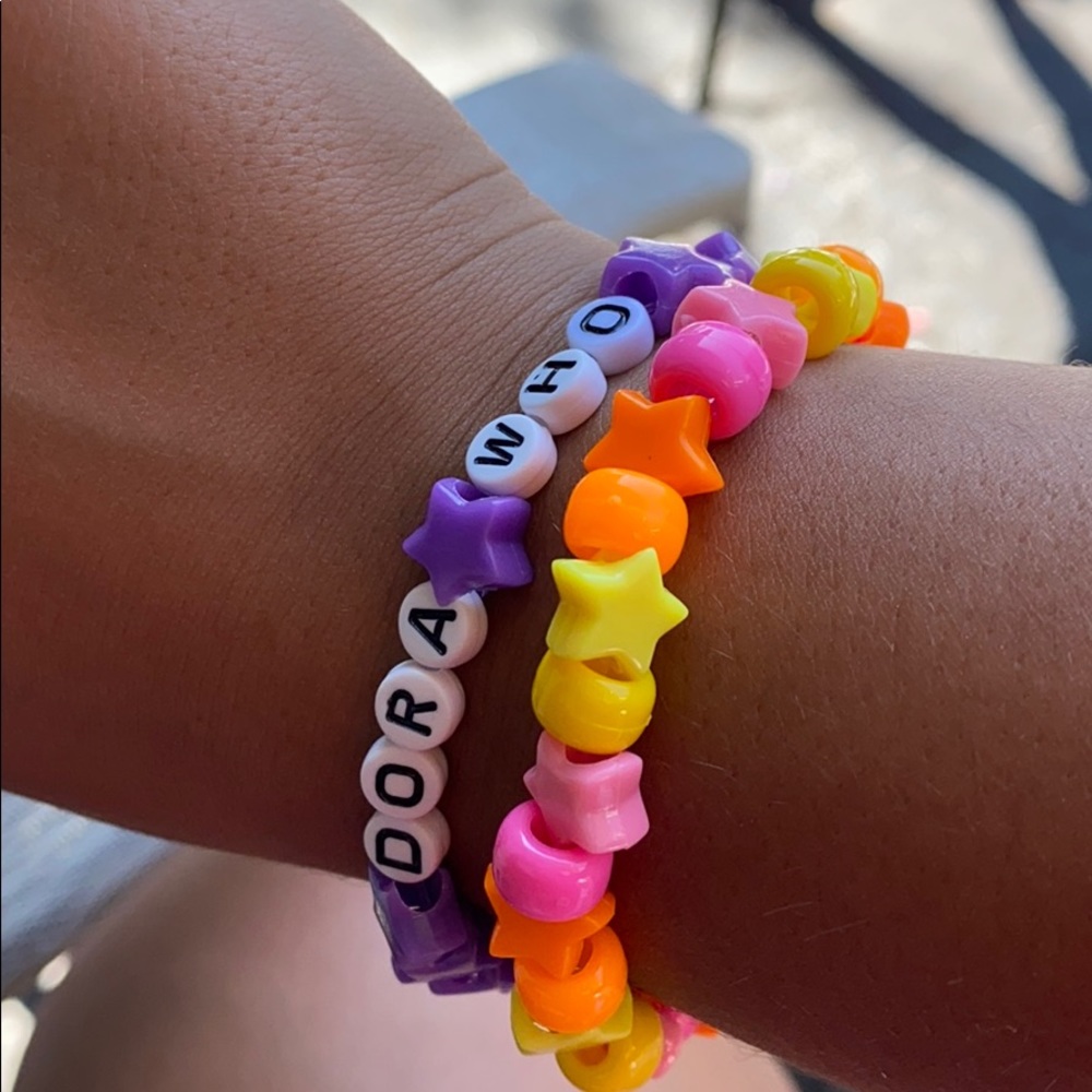 Dora who theme wrist